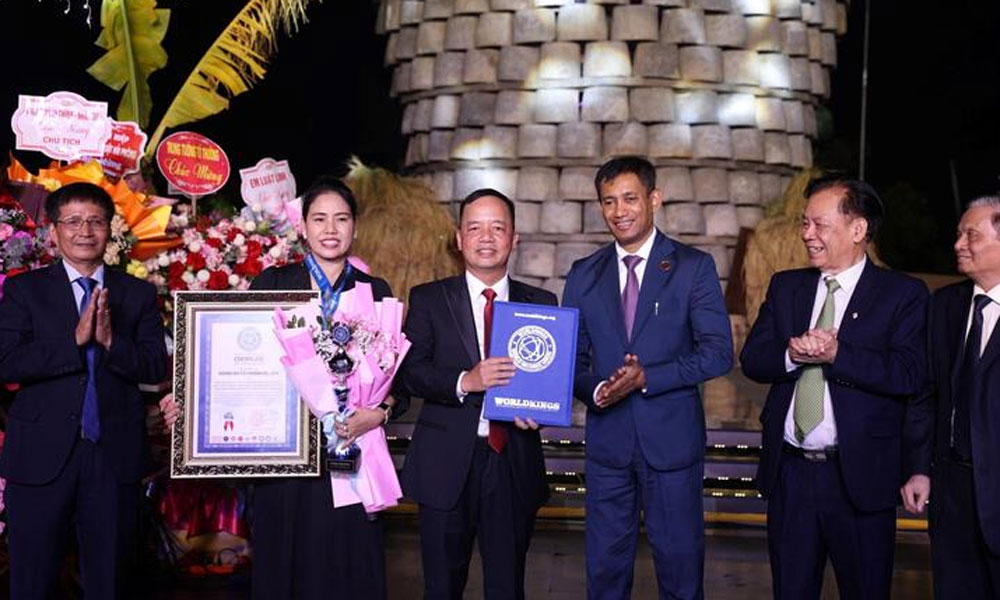 Than Nong Tower in Bac Ninh sets world record